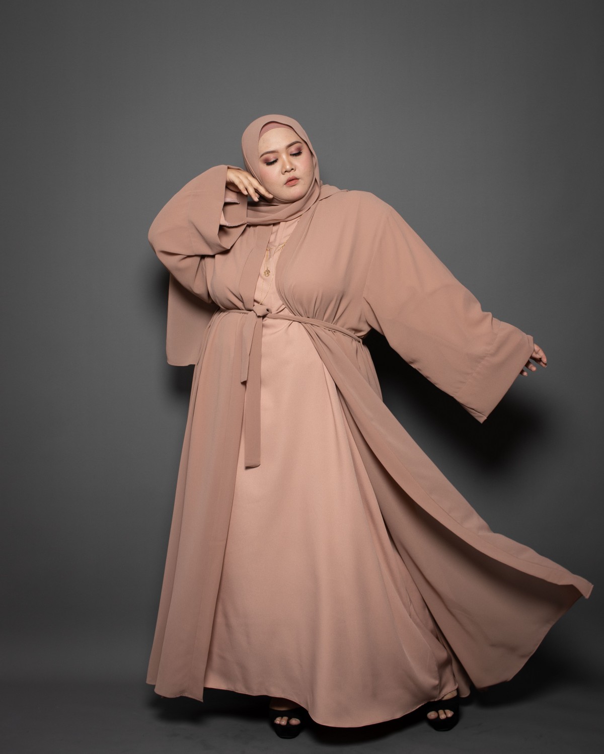 Ammara Abaya Dress (Nudy Pink)